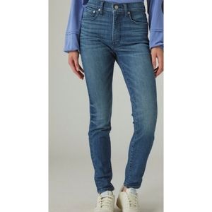 LUCKY BRAND Bridgette High Rise Skinny. NWT.